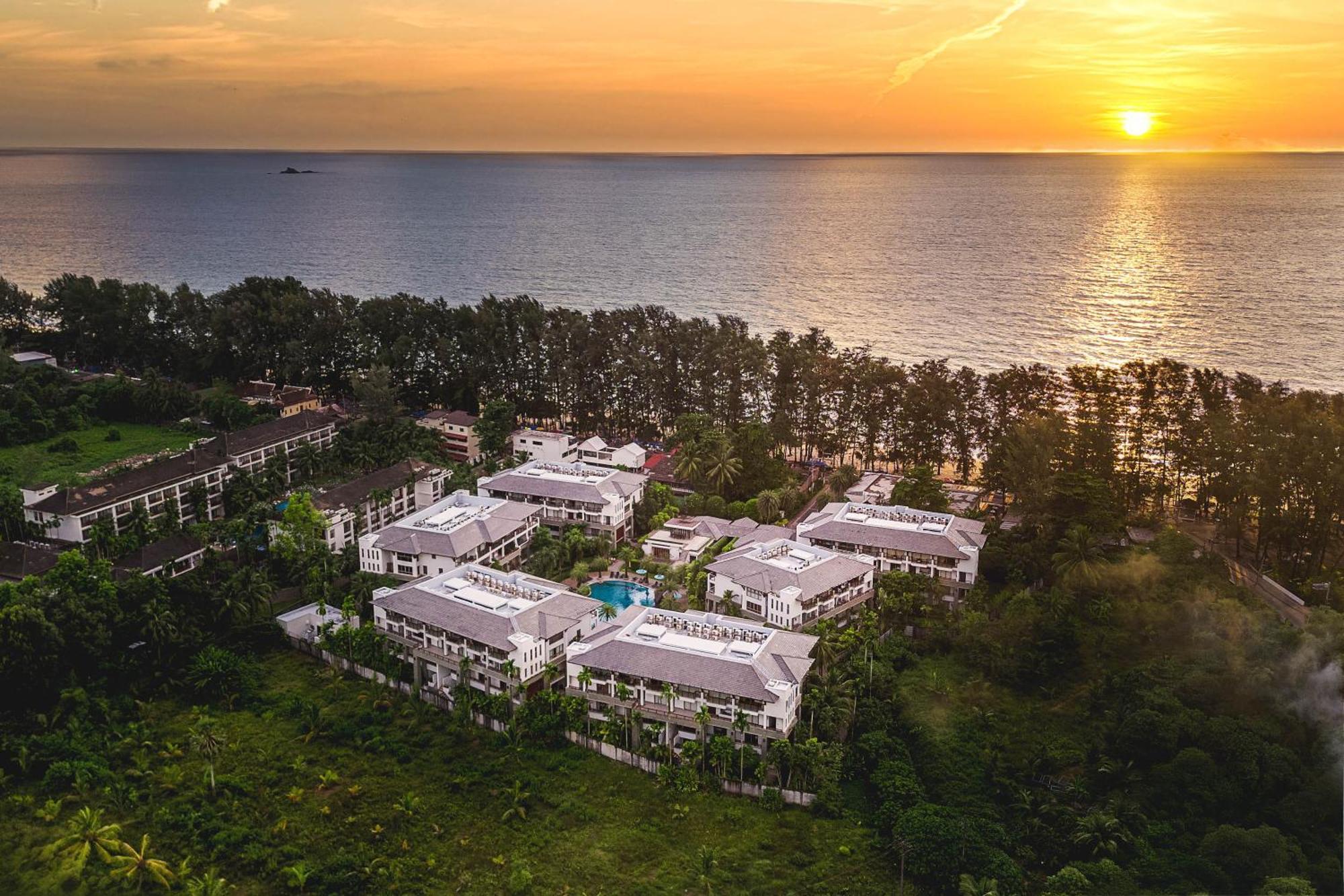 Beachfront Luxury 2 Bdr Apartment By Indreams, Naithon Beach Exterior photo