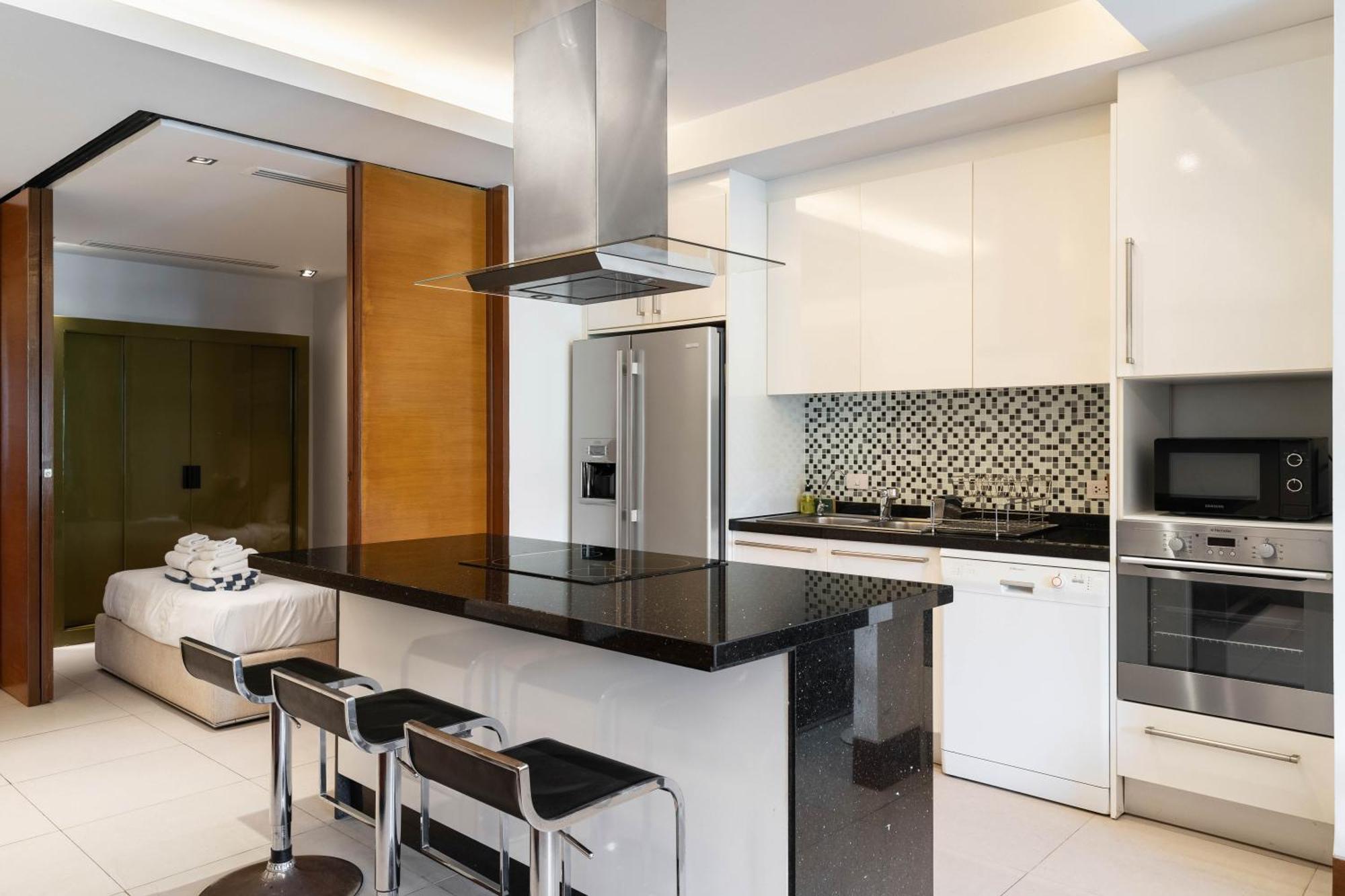 Beachfront Luxury 2 Bdr Apartment By Indreams, Naithon Beach Exterior photo
